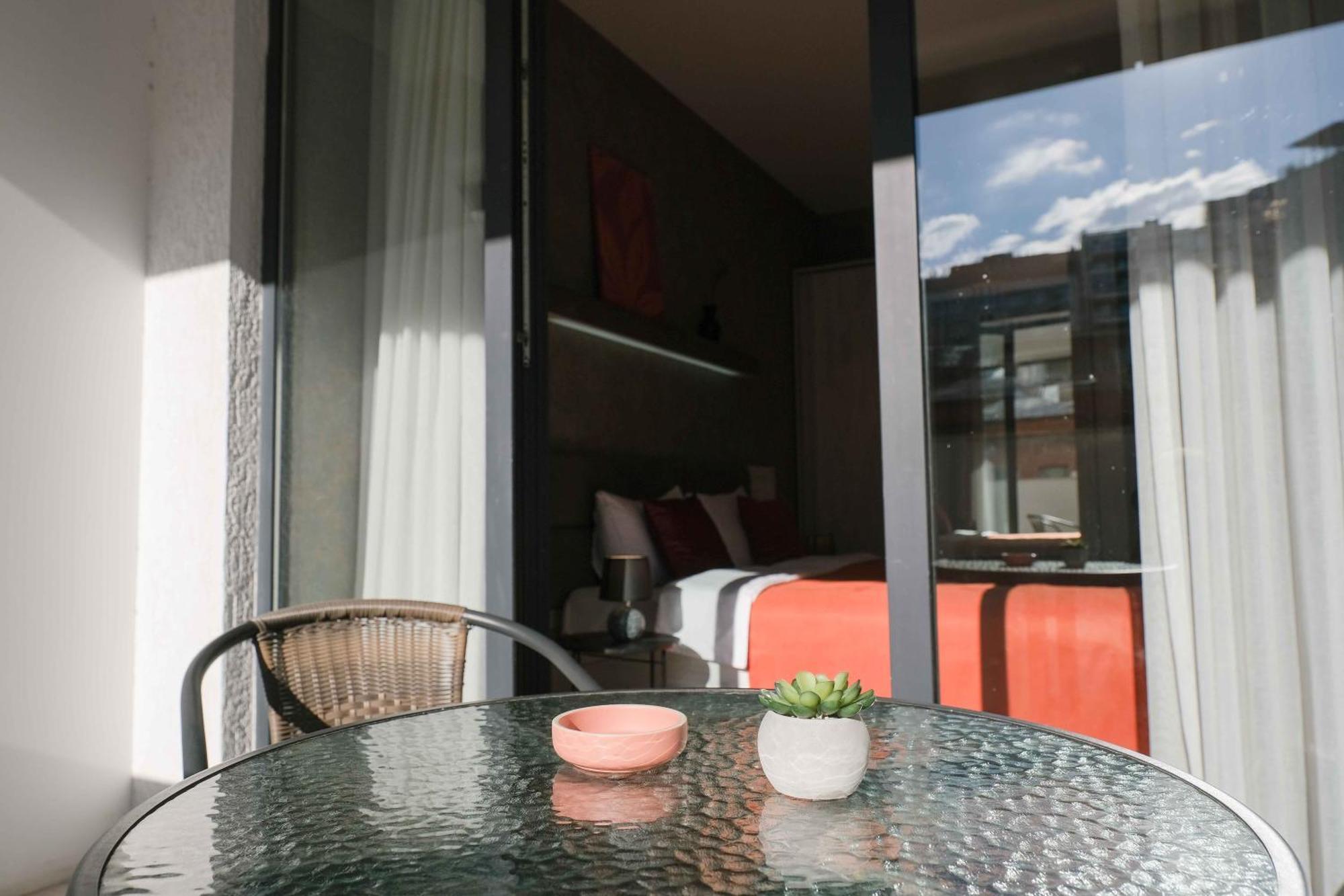 Hotel Round Garden Tbilisi Exterior foto