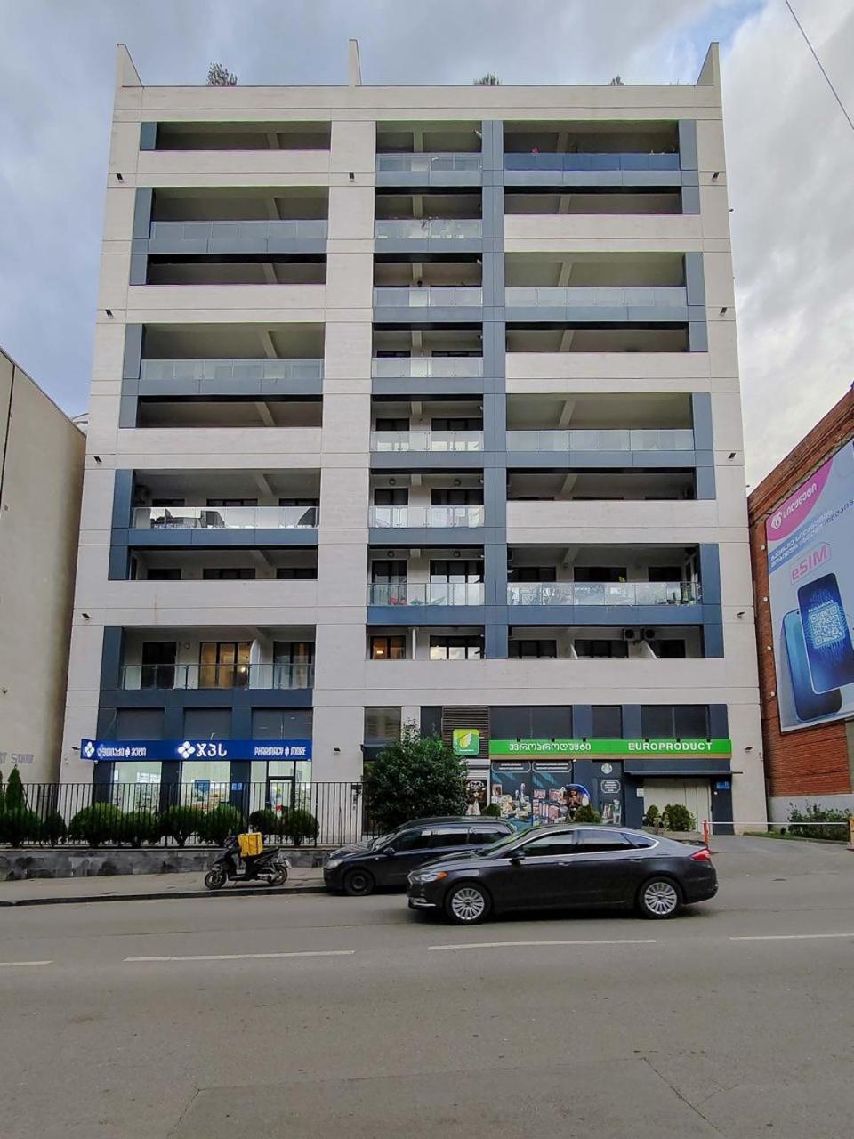 Hotel Round Garden Tbilisi Exterior foto